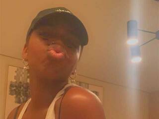 Erotski video chat Dubaeee