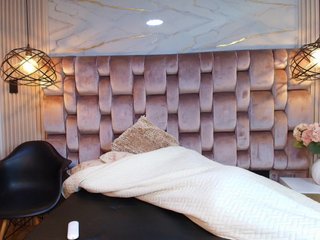 Erotski video chat DullceEstrella