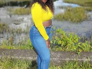 Erotski video chat Ebony-sofia