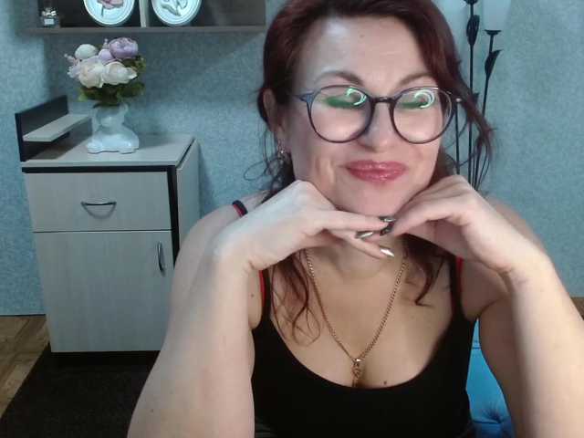 Emitiranje snimki zaslona Ellie_