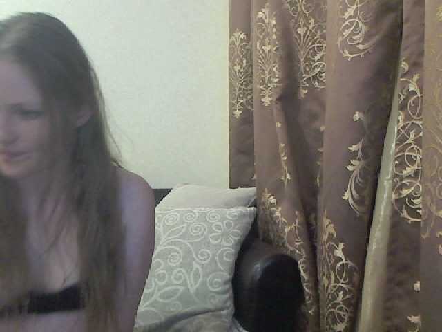 Fotografije ElenaXRus Hey guys!:) Goal- #Dance #hot #pvt #c2c #fetish #feet #roleplay Tip to add at friendlist and for requests!