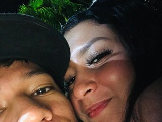 Erotski video chat ElianayLuca