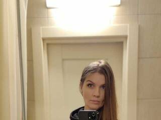 Erotski video chat ElieArt