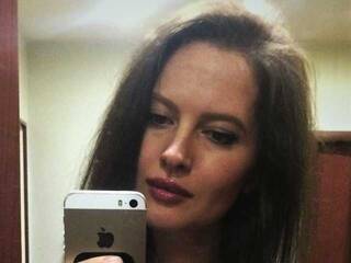 Erotski video chat Elinn1