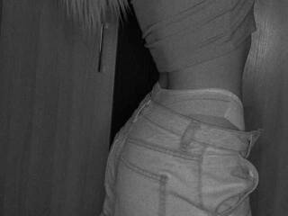 Erotski video chat Ellievans