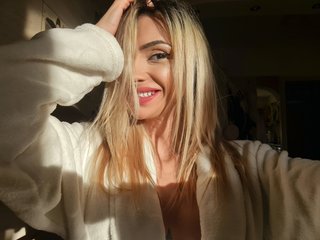 Erotski video chat EllyAniston