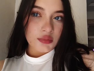 Erotski video chat EloodieCollins