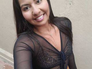 Erotski video chat Emyllinha