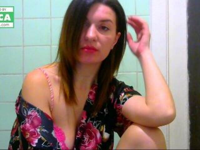 Emitiranje snimki zaslona emillly