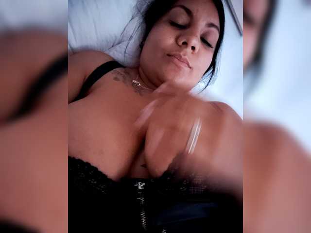 Emitiranje snimki zaslona Emilyhot69