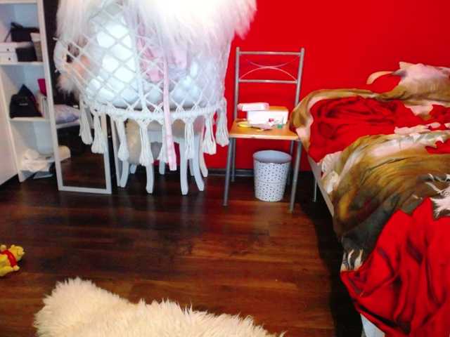 Emitiranje snimki zaslona EmilyQueen