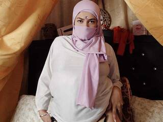 Erotski video chat emiralove99