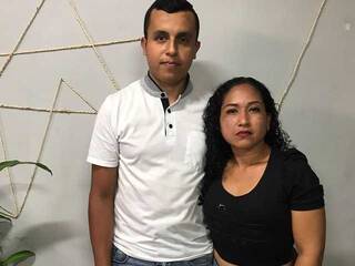 Erotski video chat EMYLY-LIAM