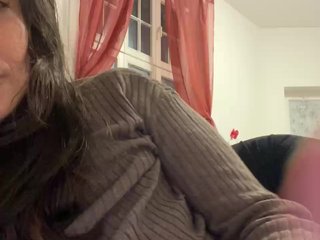 Erotski video chat Esmiralda