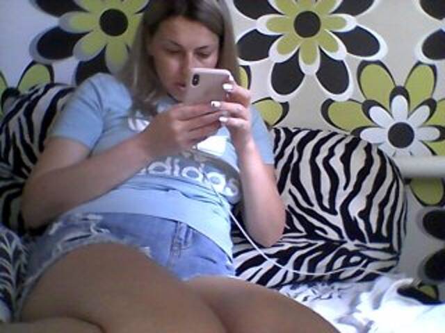 Emitiranje snimki zaslona AngelLadyEva