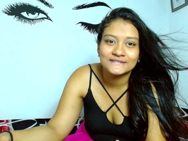 Fotografije EvanHot Doble penetracion #latina #hot #pussy # CAM2CAM #dirtytalk @come make me moan control my vibrations