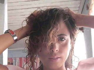 Erotski video chat Fanyah