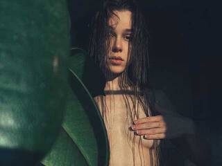 Erotski video chat FemaleJesus1