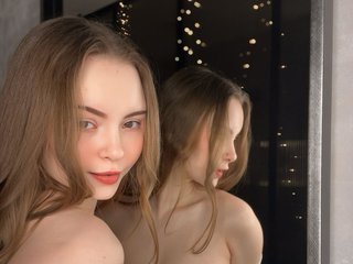 Erotski video chat Fl0wersLover