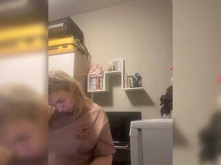 Erotski video chat Kinesha