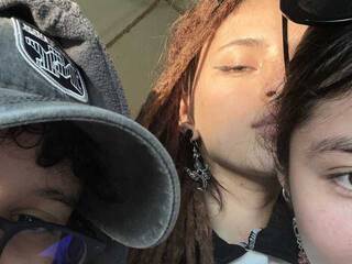 Erotski video chat Girls-addicted-cum