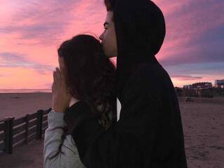 Erotski video chat Gloatgram