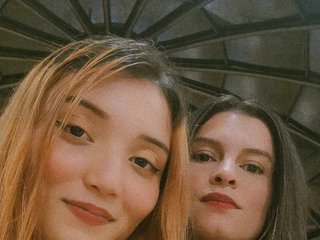 Erotski video chat Glossier-cherry