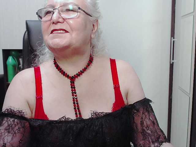 Emitiranje snimki zaslona GrannyWants