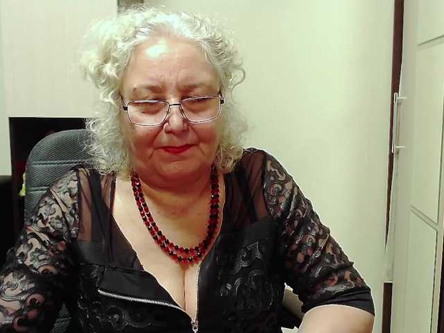 Emitiranje snimki zaslona GrannyWants