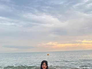 Erotski video chat Hellenpierce