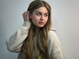 Erotski video chat HeyBelly