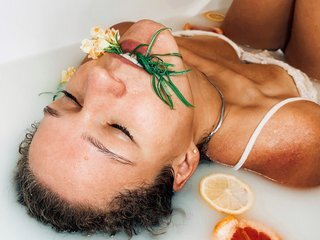 Erotski video chat HolyMummy