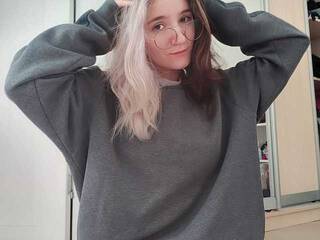 Erotski video chat HolySteel