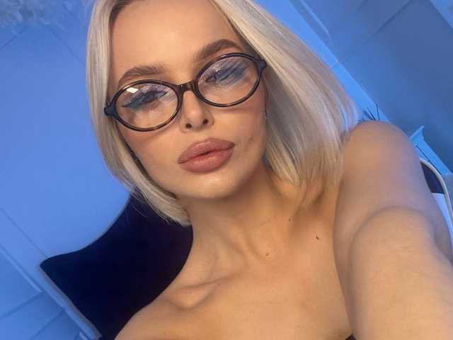 Fotografija profila horny-blondie