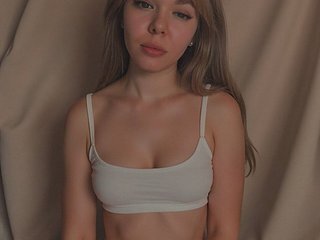 Erotski video chat AnyaTaylorJoy_