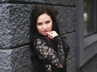 Erotski video chat hotlaura