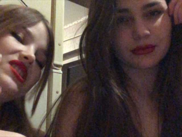 Emitiranje snimki zaslona Liza_and_Vika