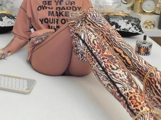 Erotski video chat hotred69xxx