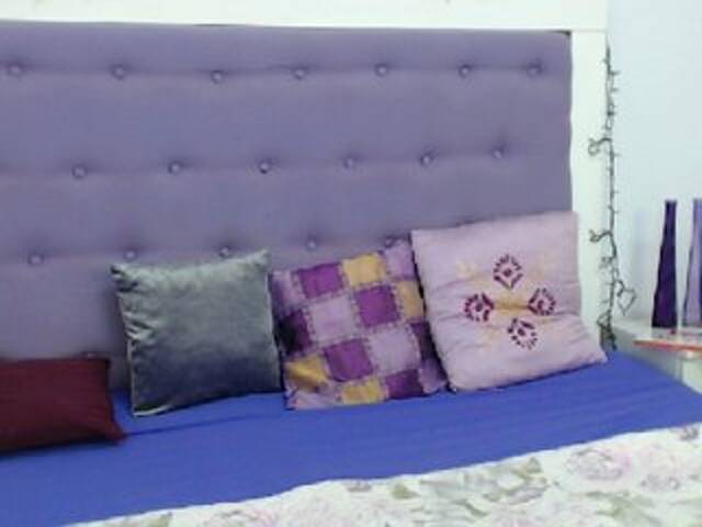 Emitiranje snimki zaslona HottieBadGirl