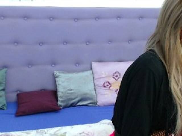 Emitiranje snimki zaslona HottieBadGirl