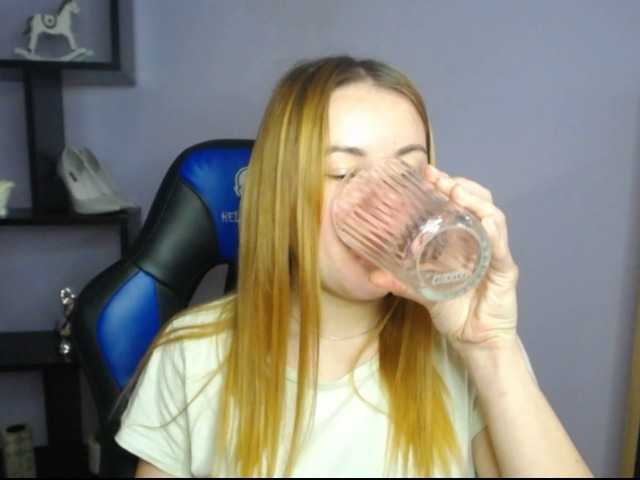 Emitiranje snimki zaslona hottiexLayla