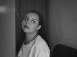 Erotski video chat hugeboobs-alexa