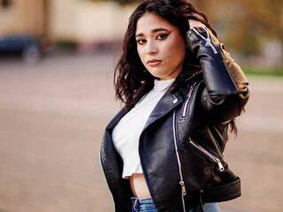 Erotski video chat Iasima