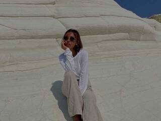 Erotski video chat Iloveurcandys