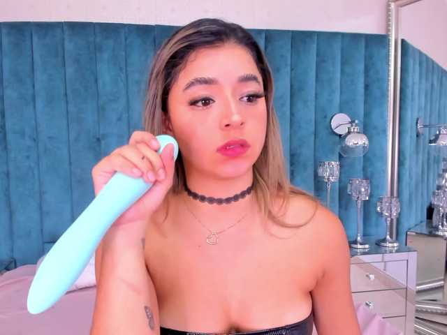 Fotografije IreneGreenn ❤️ squirt ❤️ [300 tokens left] cute young latina needs a punishment. Let's get dirty! I'm your babygirl ❤️❤️!!! #cute #spit #hairy #ahegao #anal