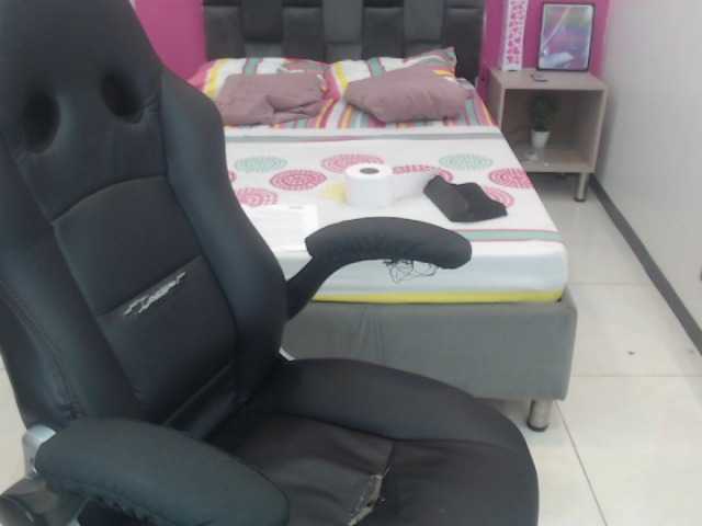 Emitiranje snimki zaslona JackyHotBlack