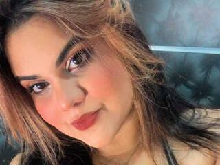 Erotski video chat Jessie-Bellucci