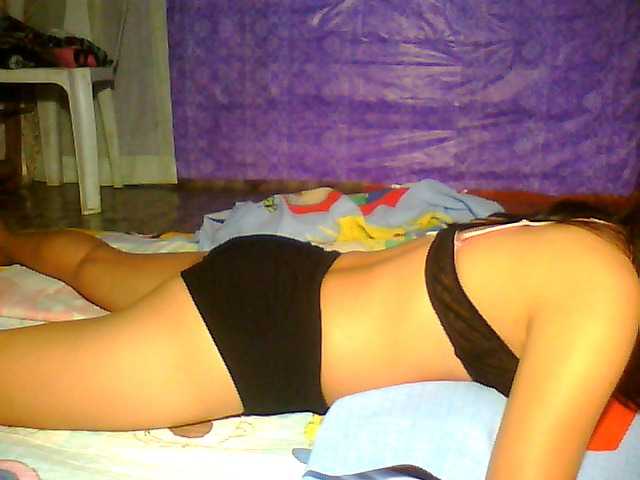 Fotografije Sweet_Cheska hello baby welcome to my Room lets have fun kisses