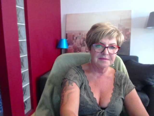 Emitiranje snimki zaslona julieamberx