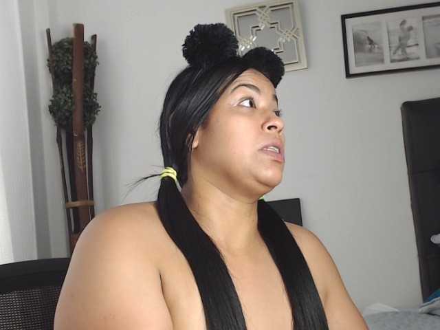 Emitiranje snimki zaslona JulieHamilton